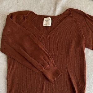 Abercrombie & Fitch Balloon Sleeve V-neck Sweater